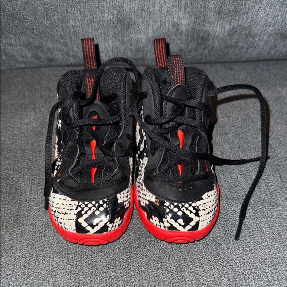 Nike Black and Red Foamposite Sneakers